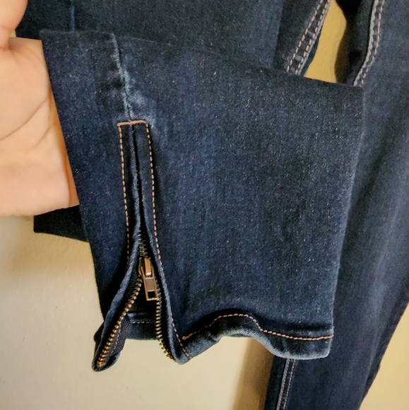 Skinny jeans (🌵FOR BUNDLES ONLY) - Picture 3 of 4